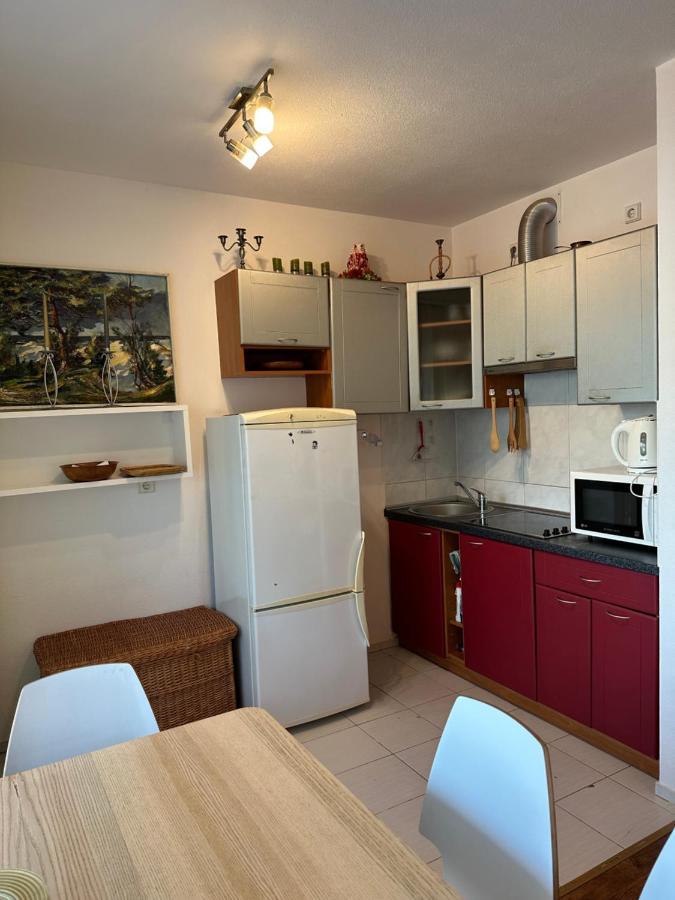 Biliuno G. 5 Apartamentas 1-am Aukste Su Didele Terasa Apartamento Palanga